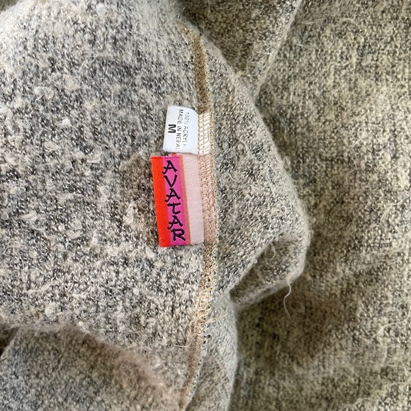 Long Cardigan - Picture 3 of 4